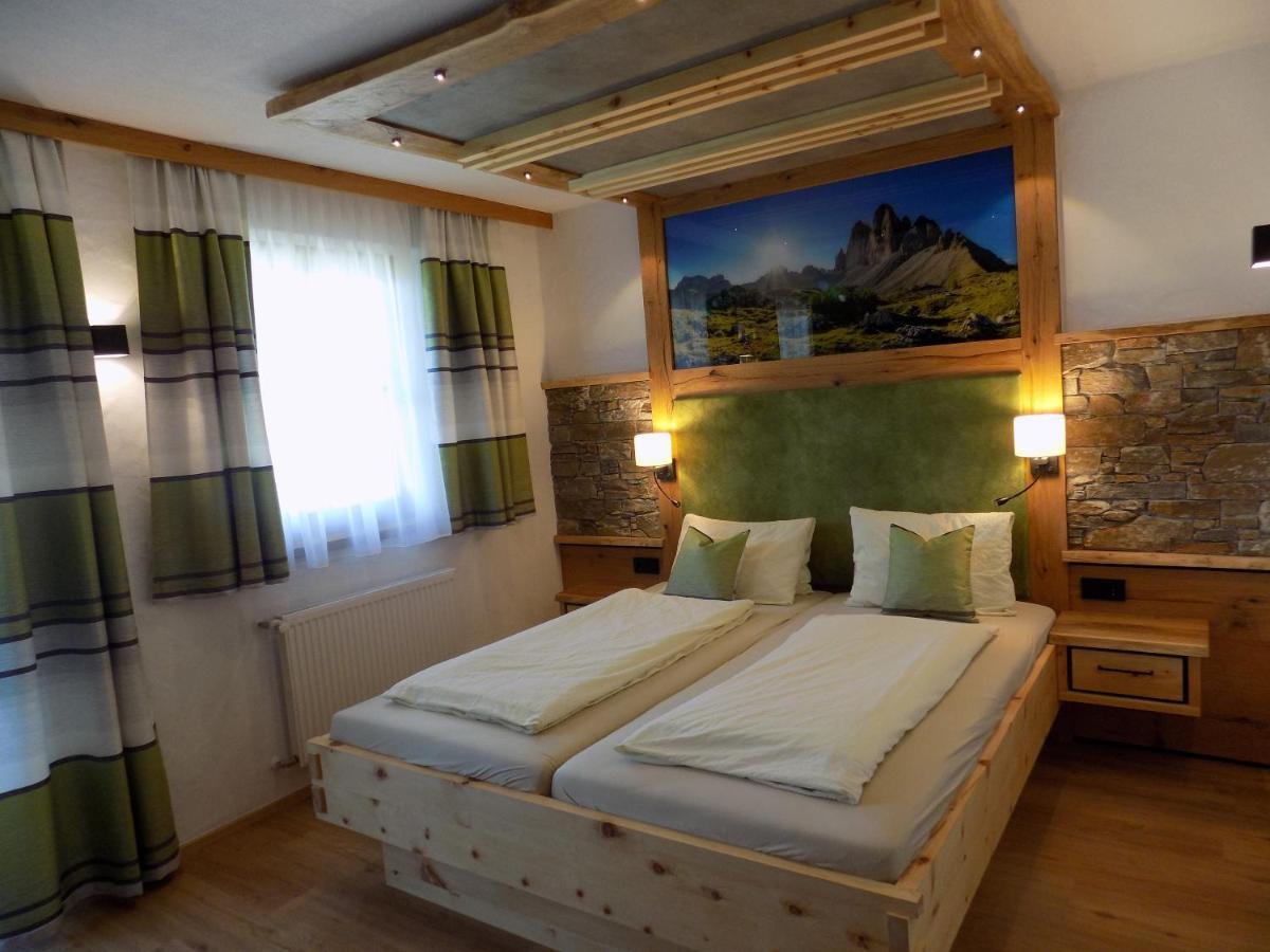 Appartements Obergollerhof Assling ภายนอก รูปภาพ