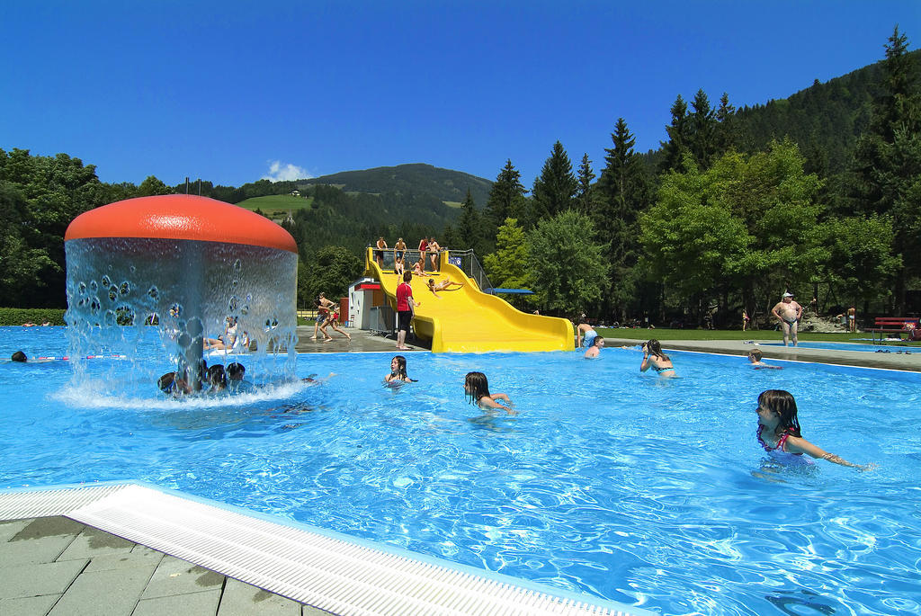Appartements Obergollerhof Assling ภายนอก รูปภาพ