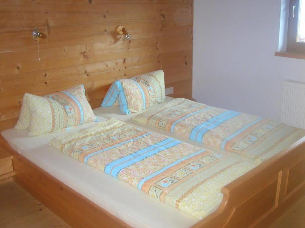 Appartements Obergollerhof Assling ภายนอก รูปภาพ